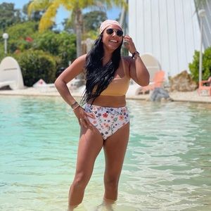 Meet your Posher, Stefanny